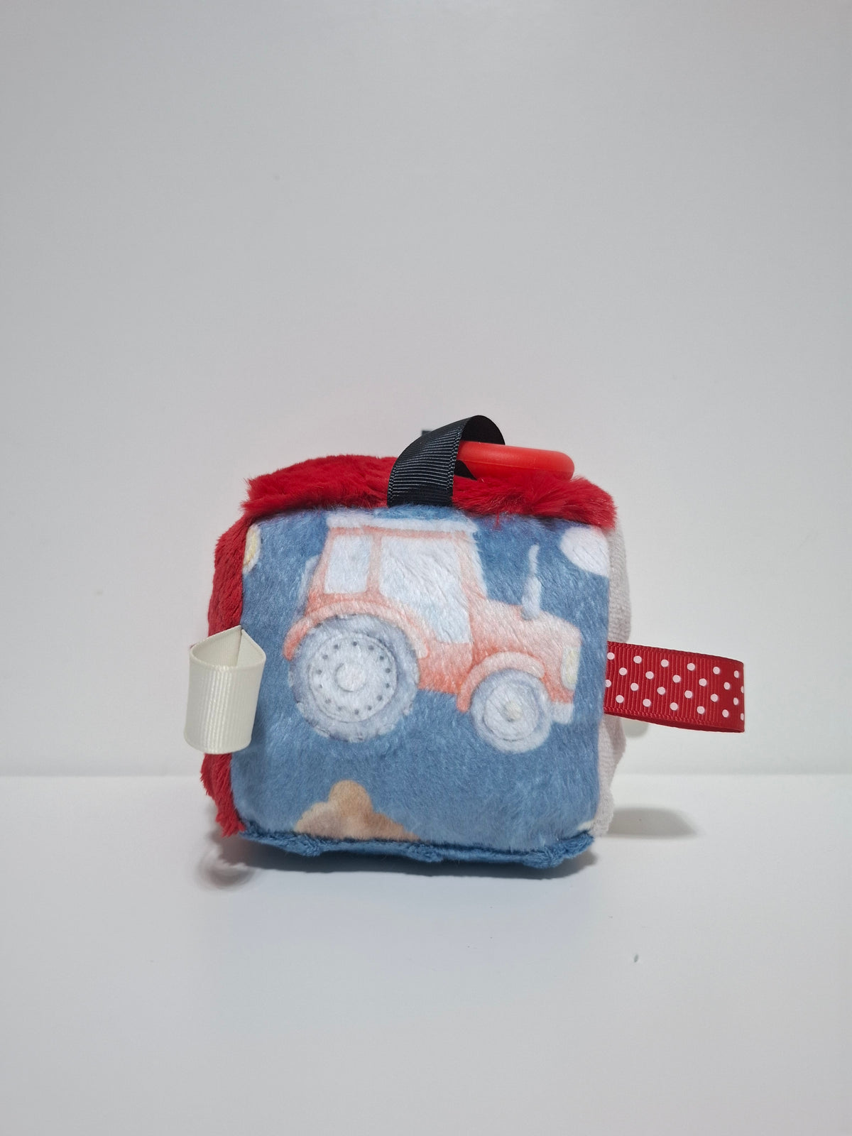 Mini cube Tracteurs rouge