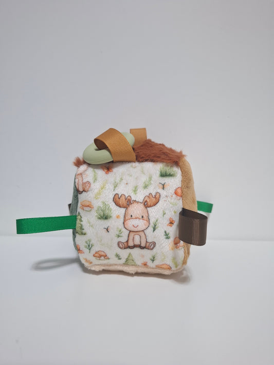 Mini cube Petit orignal dans la clairière